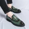 Fashion Spring New Men's Casual Shoes Embossed Leather Men Fashion Business Green Loafers Mens Slip-on Thick Sole Handmade Wedding Shoes