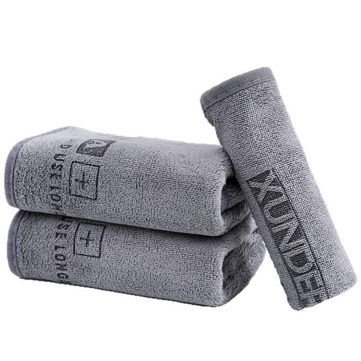 Микрофибровое безворсовое полотенце для рыбалки и уборки с вышивкой в виде рыбной приманки