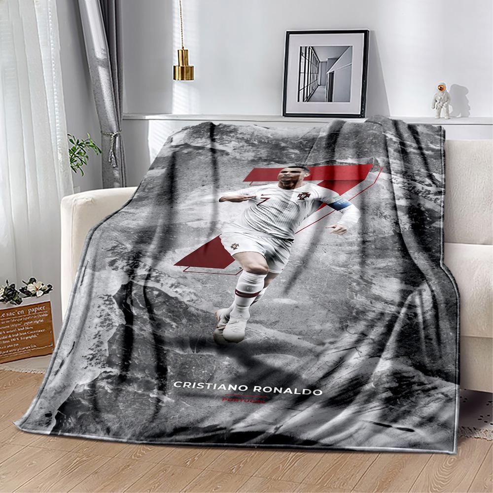 Ronaldo's Juventus Football Player Leap Blanket Comfortable Perfect for Bedding Seaside Picnics for All Seasons Stylish Decor