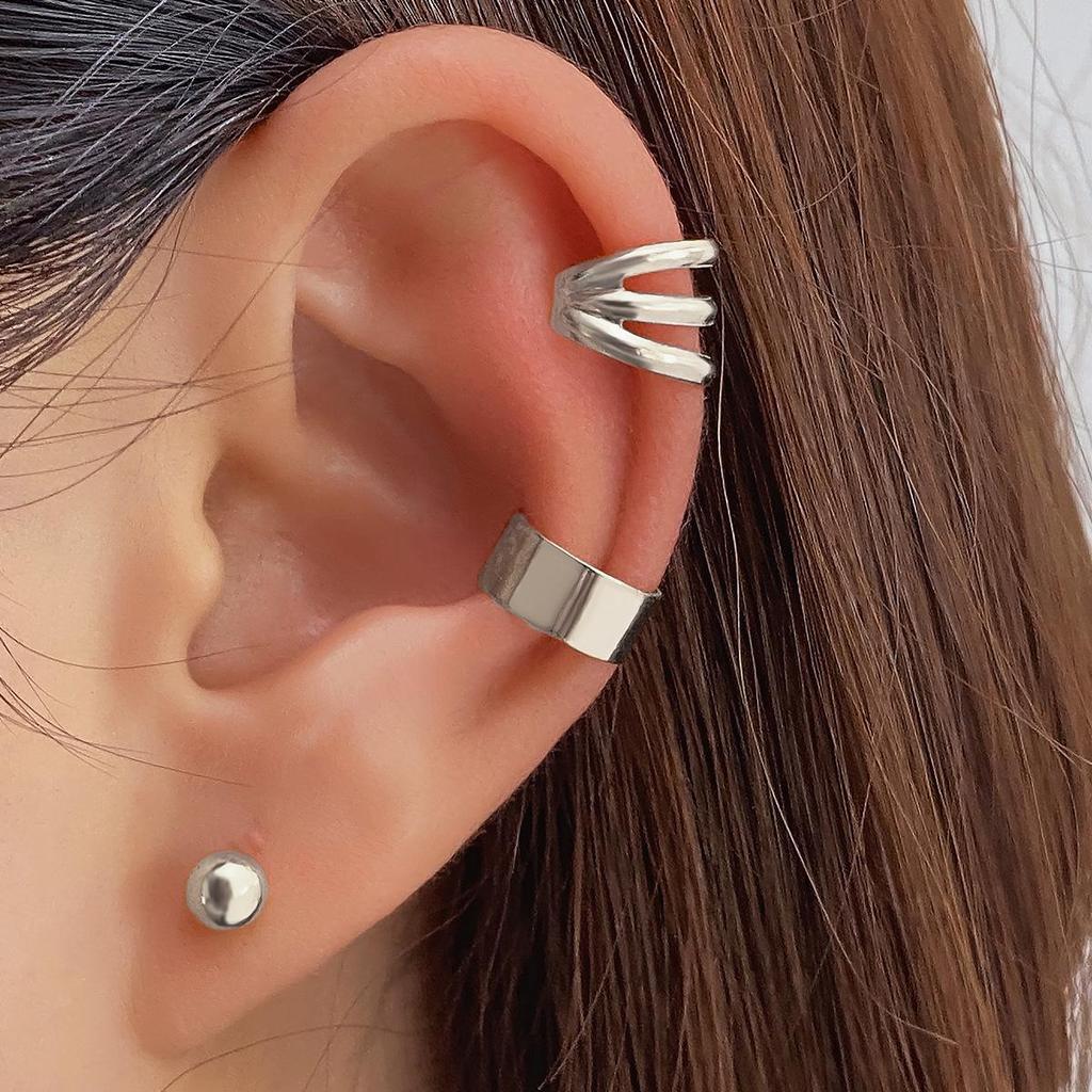 Star & Moon Rhinestone Butterfly Cartilage Ear Cuff Set: Non-Piercing, Hollow Design, European & American Style