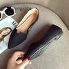 Модные черные рабочие туфли больших размеров женские удобные туфли из флока на плоской подошве элегантные туфли с острым носком на мягкой подошве корейские туфли
