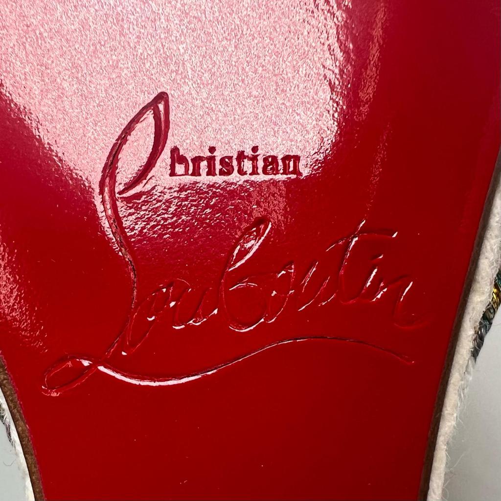 Безупречные босоножки Christian Louboutin на танкетке со шипами Серебристо-бежевые 35 Б/у