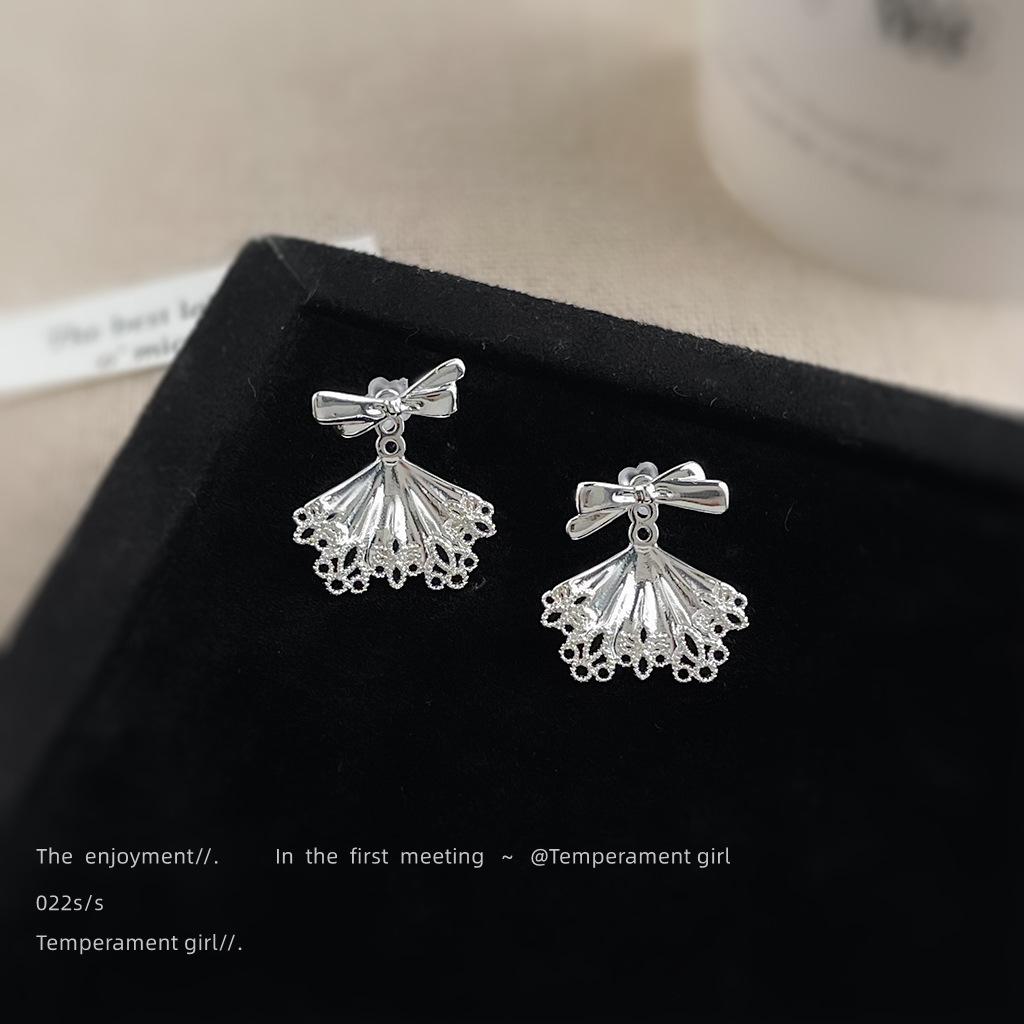 Less ballet, one pair of silver bow earrings, sweet style light luxury Korean 925 silver needle earrings