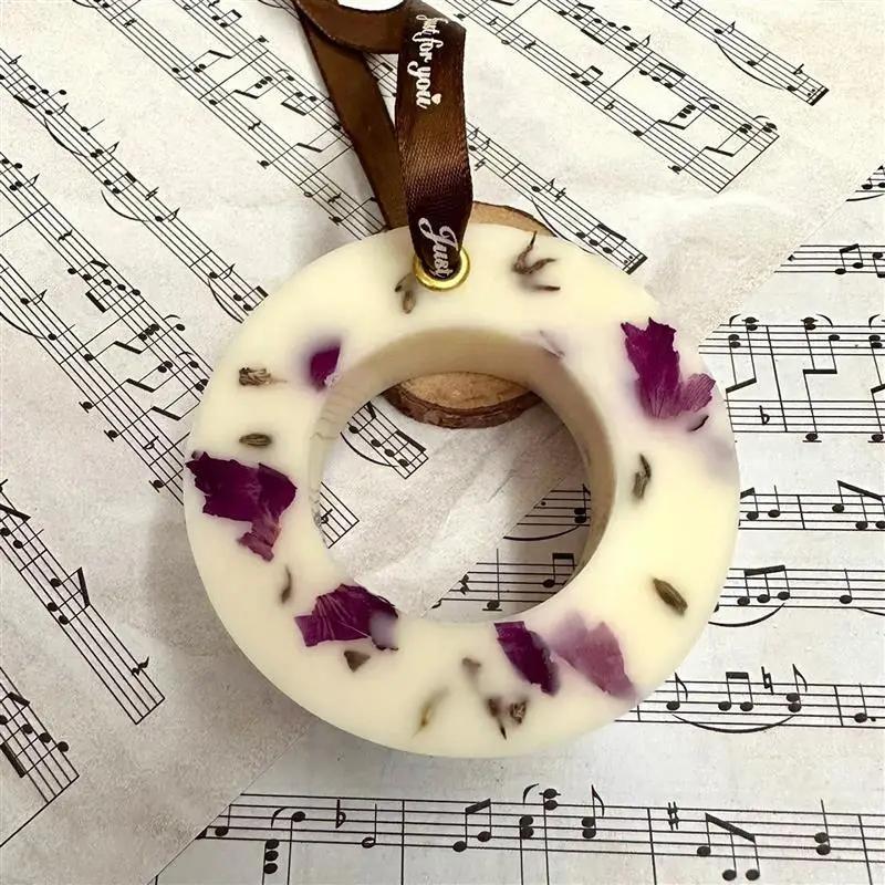 Лепестки роз Отборные высококачественные лепестки Сухоцветы Ванны для ног Декорации для сцен Принадлежности для отелей Свадебный декор