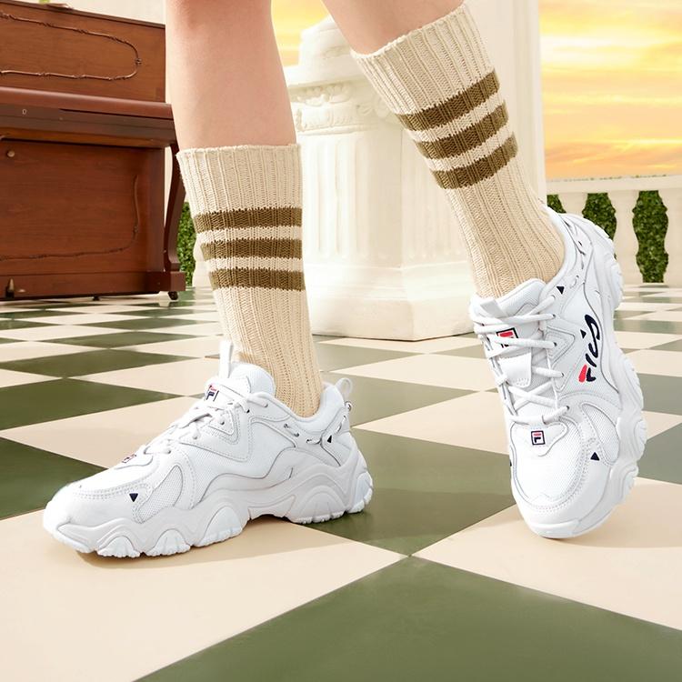 (WMNS) FILA Fluid 4 Sneakers 'Beige' Women's F12W232127FAW