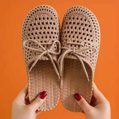 Летние новые тапочки женские с закрытым носком, полые, прохладные тапочки, женские на плоской подошве, для улицы, для дома, нескользящие, с мягкой подошвой, повседневные, с отверстиями