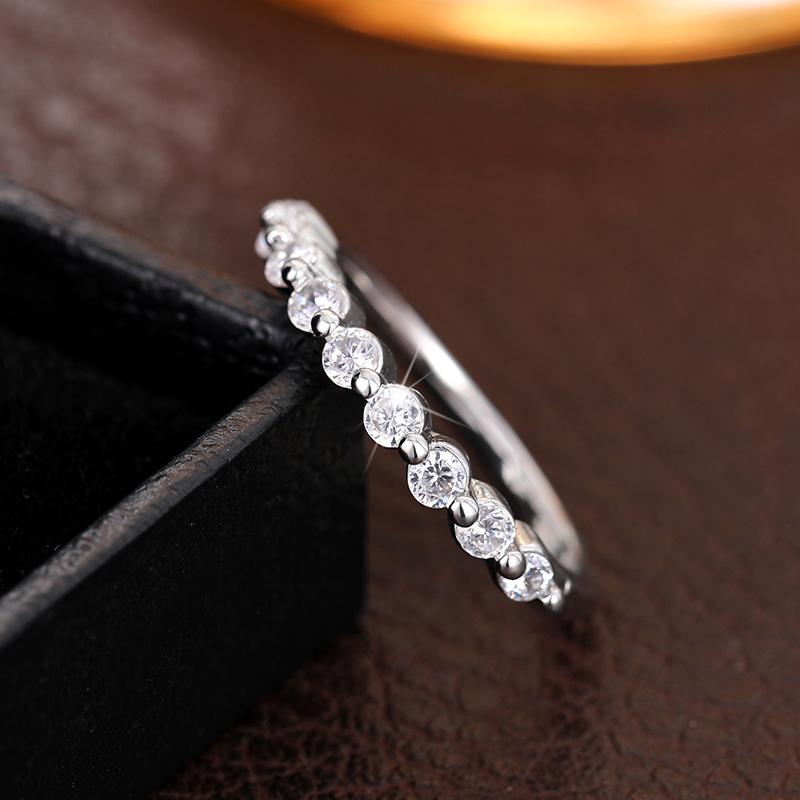 Ослепительные кольца с кубическим цирконием Женские минималистичные тонкие кольца Горячая распродажа Штабелируемые аксессуары 3 цвета металла Модные украшения