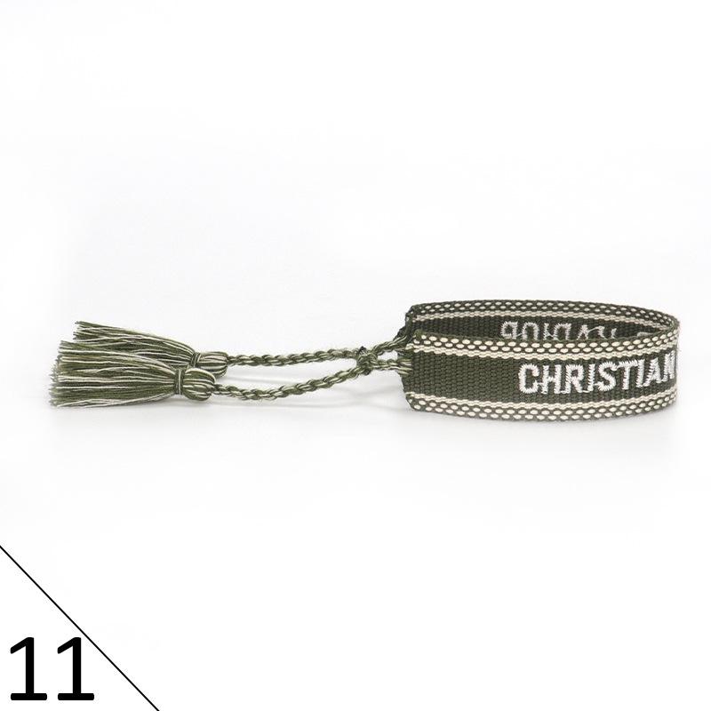 Браслет дружбы ручной работы с вышивкой и кисточками для женщин