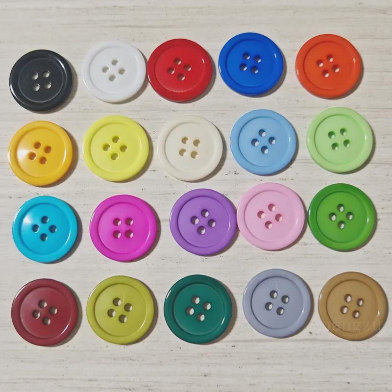 Круглые пуговицы для костюма из смолы 20 мм с тонким краем черного и белого цвета с 4 отверстиями