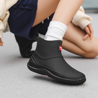 Женские водонепроницаемые нескользящие бархатные резиновые сапоги в корейском стиле - Модная летняя обувь