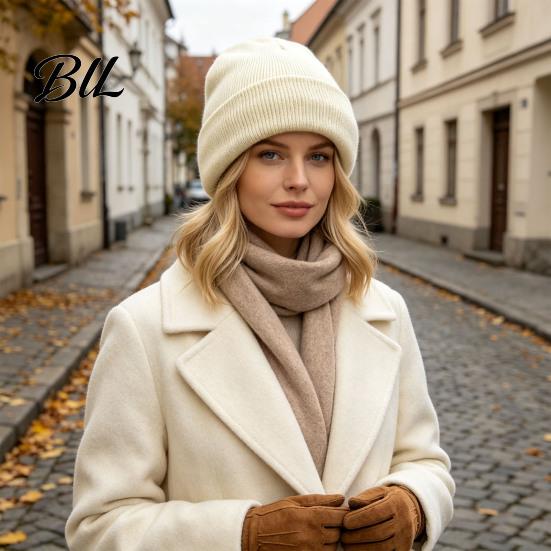 Lightweight Running Beanies Satin Lined Knit Hat for Women, Winter Warm Soft Beanies, Fashion Stretchy Durable Outdoor Sports Frizz-free Hair