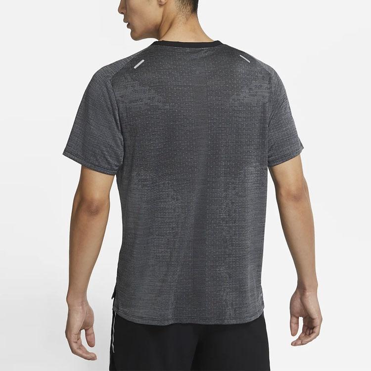 Nike Мужская футболка Nike NK DFADV TECHKNIT ULTRA S Черная CZ9047-010