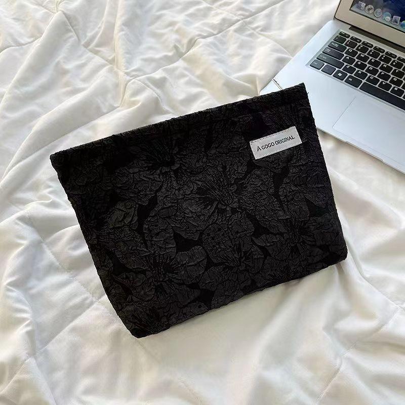 Новая женская сумка 2024 года, взрывная, большая емкость, косметичка премиум-класса, высокая красота, студенческая простая сумка для хранения