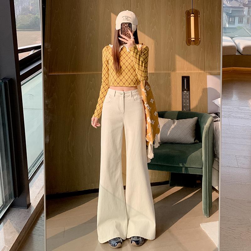Khaki old money wind slightly pull jeans women's spring new milk tea color high waist without legs horn pants