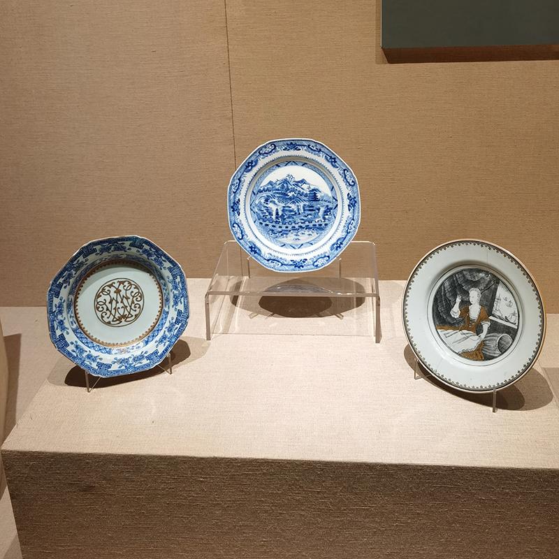 Подставка для тарелок из прозрачного акрила, столешница для чайной книги, журнала, коллекции картин, витрины для тарелок, мисок, подставки для мольберта