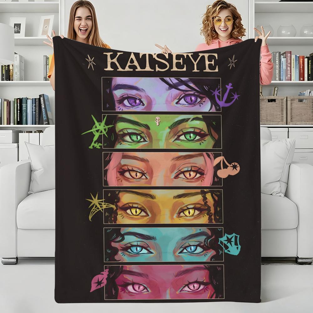 Девичья группа K-KATSEYEs Бросает фланелевое одеяло Идеально для дивана Офиса Кровати Путешествий Сна Чтения Отдыха Кемпинга Использование в четыре сезона