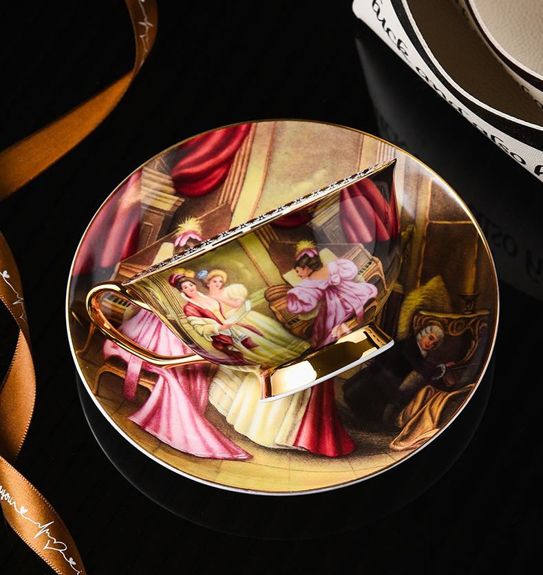 Европейская кофейная чашка из костяного фарфора, набор чайных принадлежностей для кафе, набор ложек и блюдец, роскошная керамическая кружка, фарфоровая чайная чашка высшего качества, посуда для вечеринок