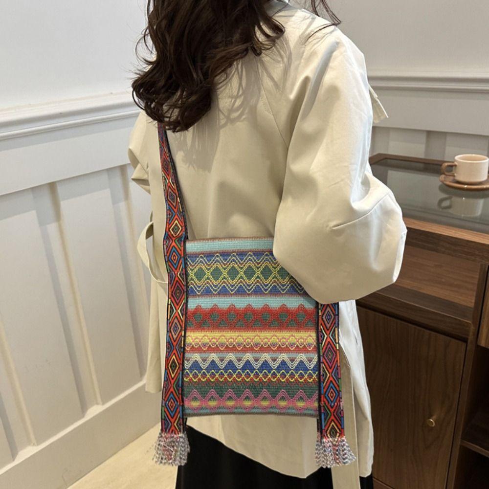 Tassel Ethnic Style Crossbody Bags Woven Bag Bohemian Shoulder Bag Fringe Shoulder Bag Travel
