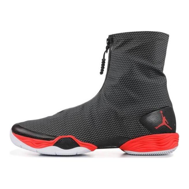 Jordan XX8 Карбоновое волокно 555109-020