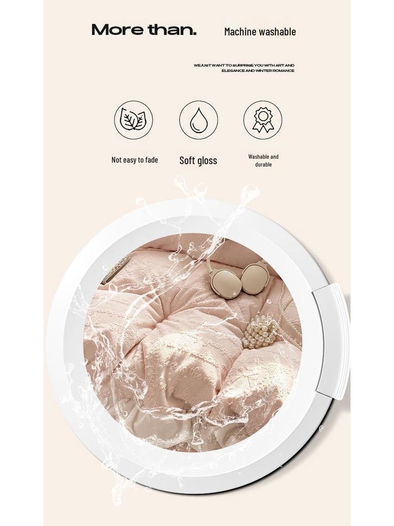 Комплект из 4 предметов класса А из молочного бархата с кружевом для зимы: Мягкий, двухсторонний коралловый флис кремового цвета