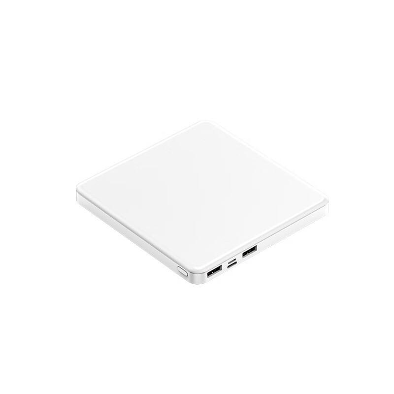SND Power Bank с быстрой зарядкой