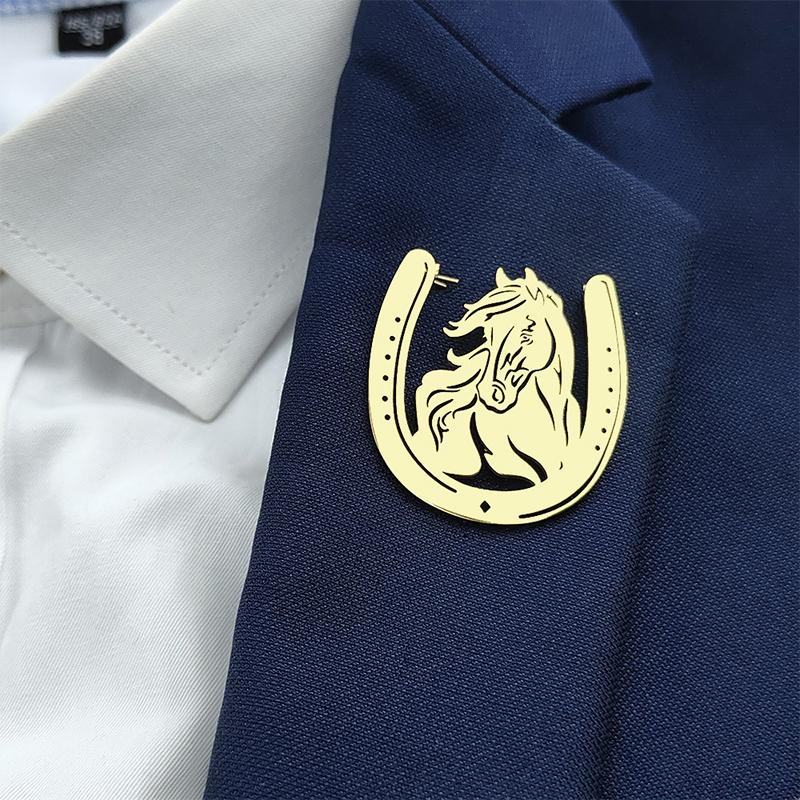 Брошь-подкова в западном стиле, металлическая булавка с лошадью, ажурная, украшение для джинсовой куртки или рюкзака, аксессуар для повседневной носки, 1 шт.