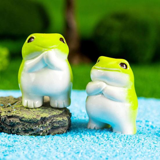 Миниатюрная фигурка лягушки из смолы Маленькое животное Украшение Мультяшная миниатюрная статуэтка лягушки для микро-сада фей Ландшафтный дизайн Поделки для террариума