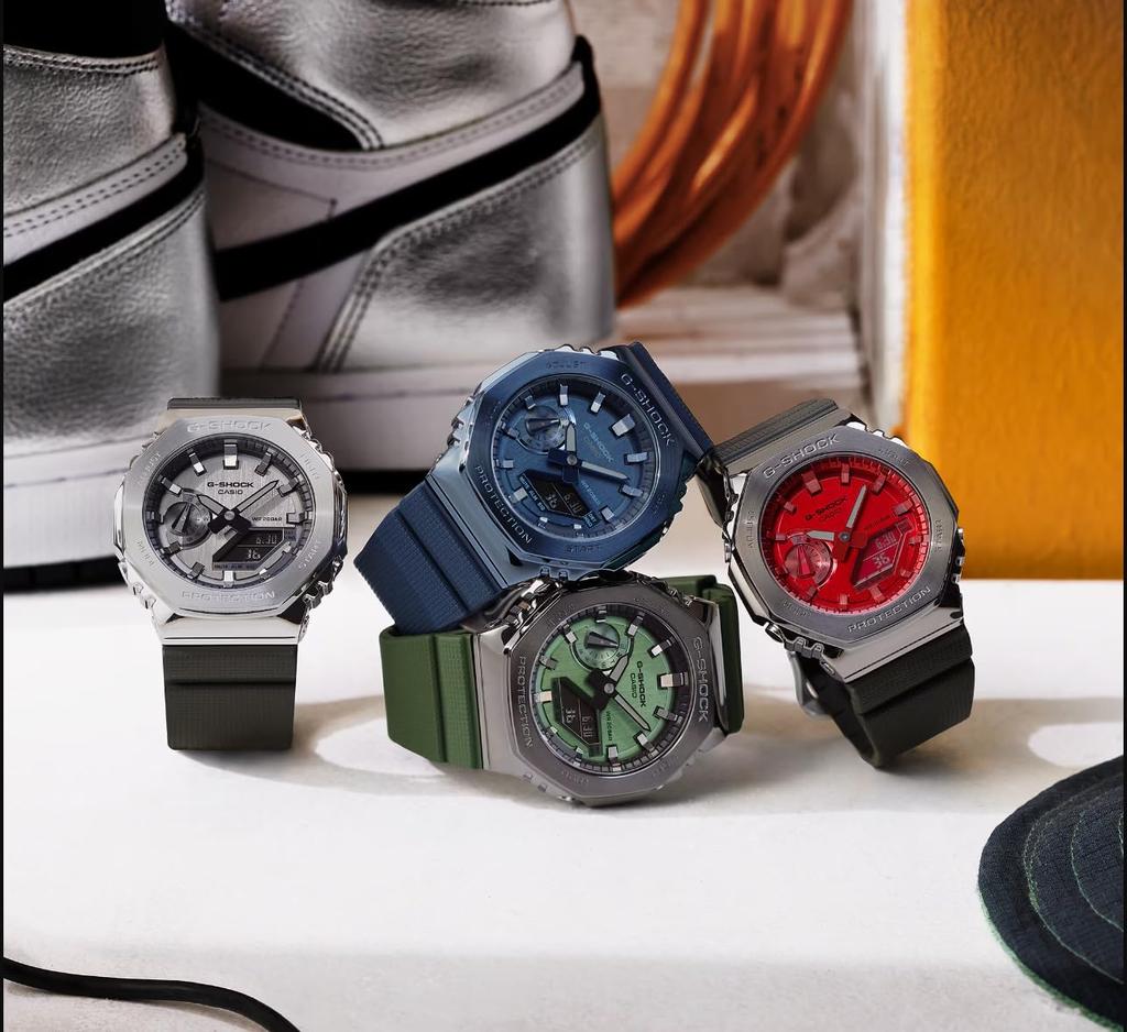 Часы Casio G-Shock с металлическим корпусом GM-2100B-4AJF Мужские Черные