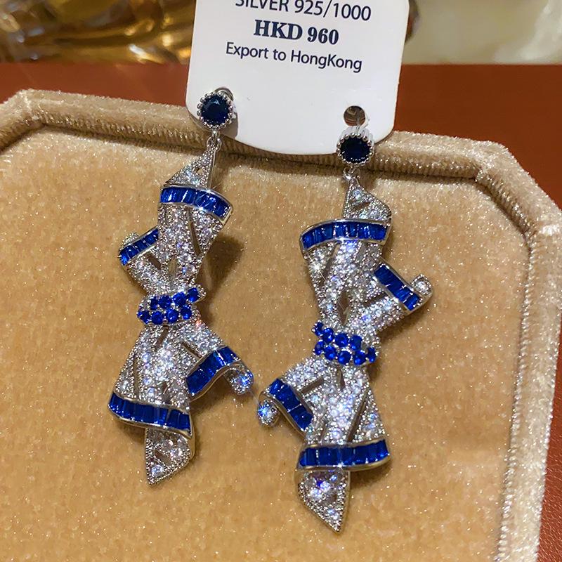 Винтажные серьги-капли с жемчугом и бриллиантовой инкрустацией - Ретро-стиль, Легкая роскошь, Высококачественный дизайн