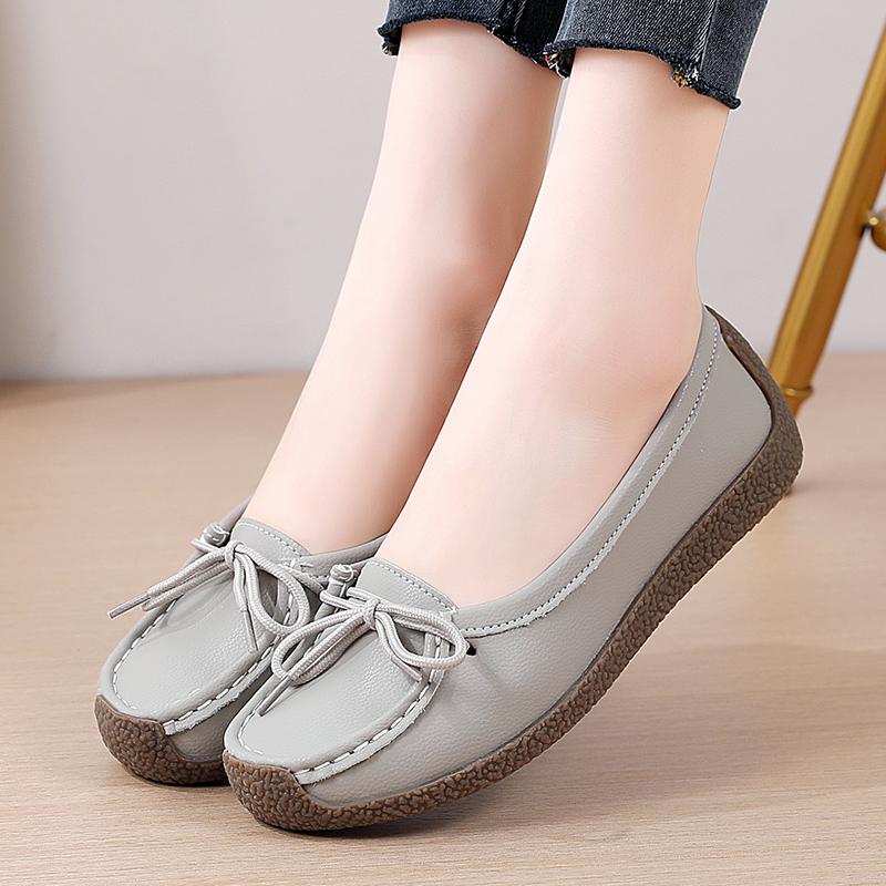 Women's Loafers Leather Driving Moccasins Comfort Flats Casual Slip On Walking Minimalist Shoes for Mother