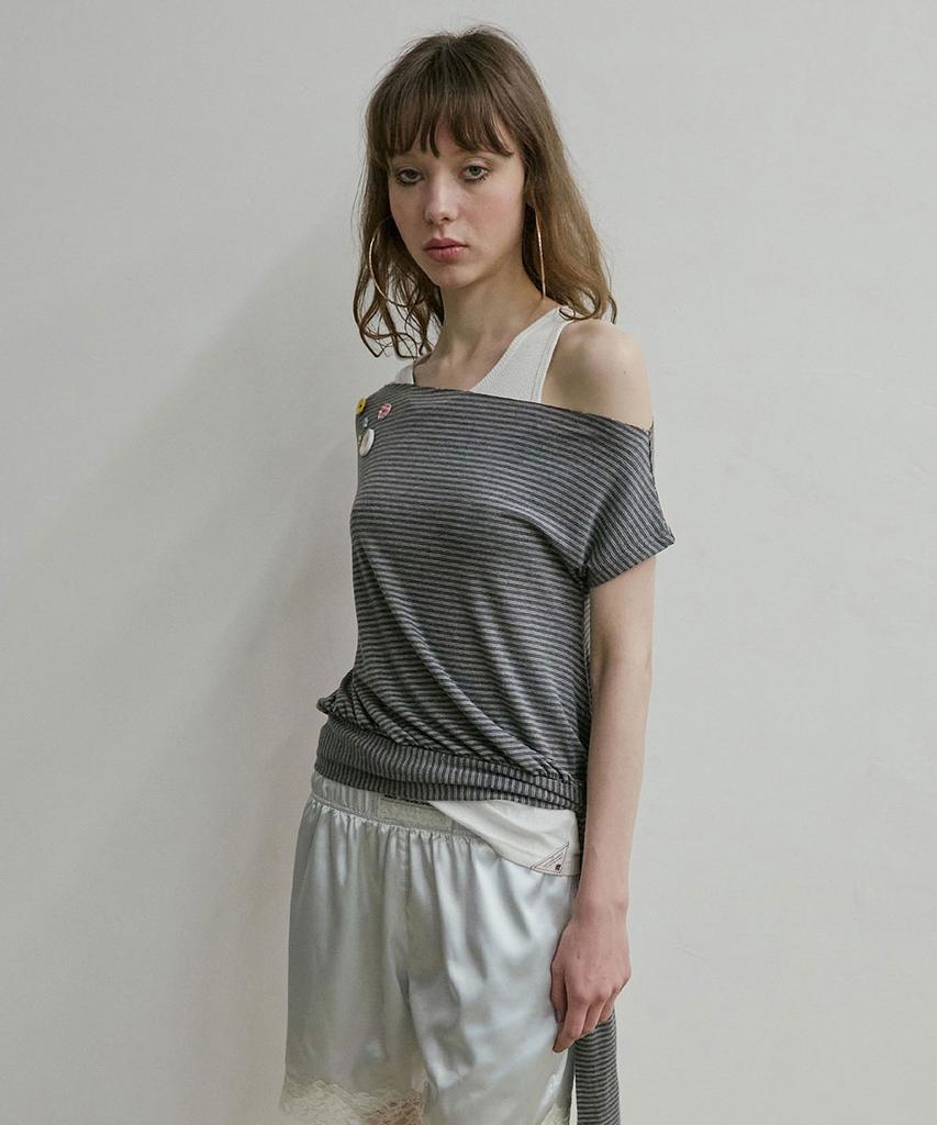 SCULPTOR Off-Shoulder Button Tee Melange Gray