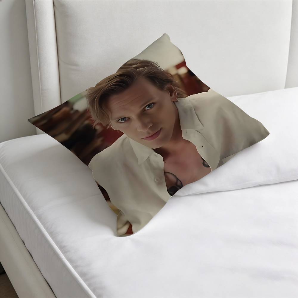 JJamie CCampbell BBower Fashion Square Pillow Case Durable Throw Pillow Cover for Sofa Couch Chair