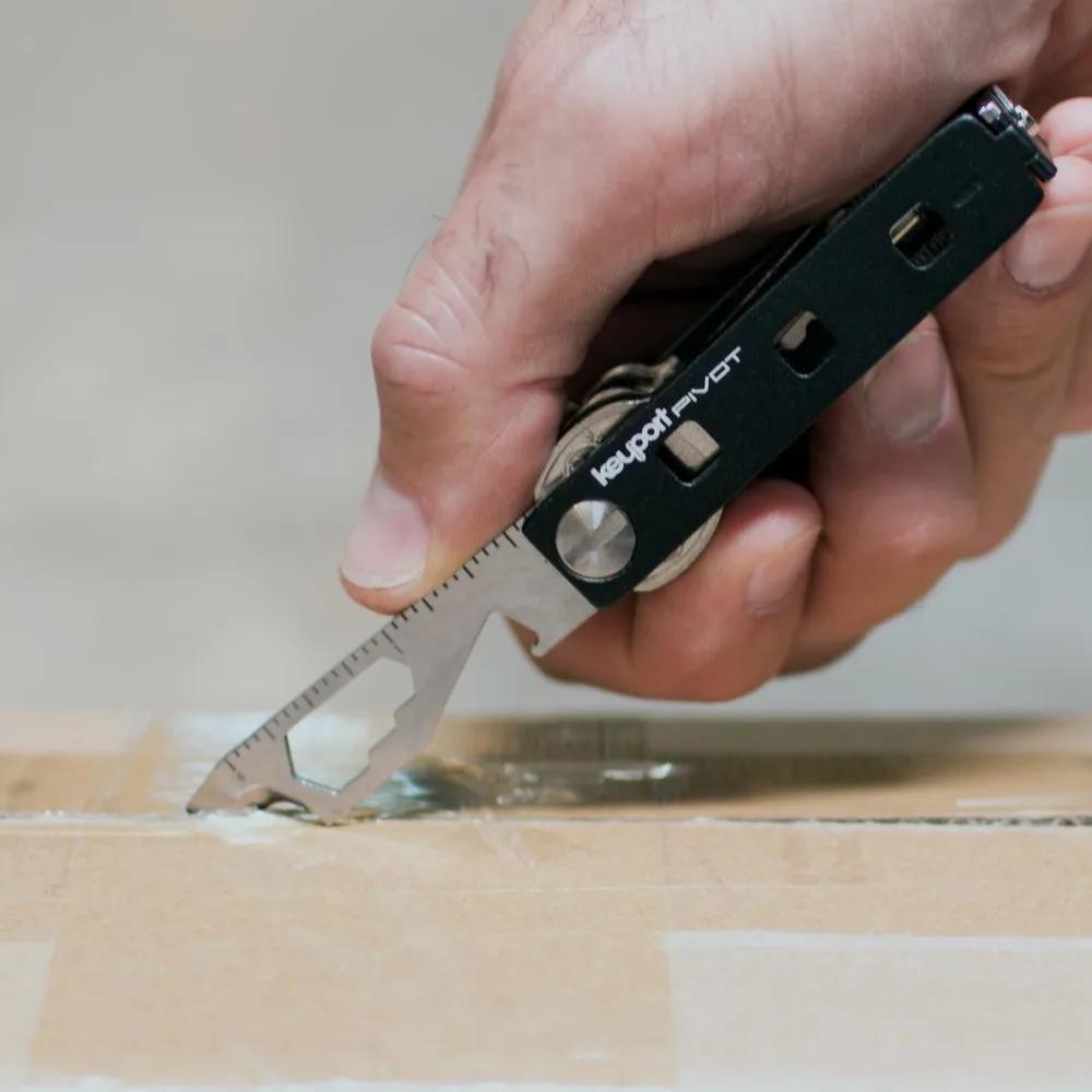 1PC 10 In 1 EDC Pocket Survival Tool Camping Screwdriver Bottle Opener Ruler Key Chain Outdoor Tools for Hiking Fishing