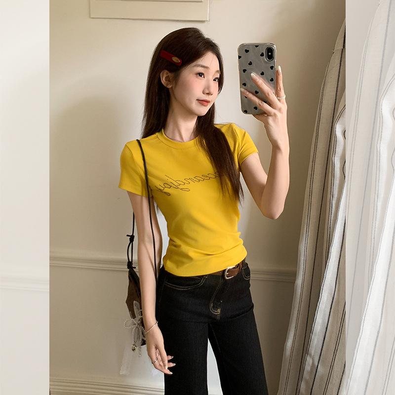 Yellow front shoulder letter hot diamond design short-sleeved T-shirt women's summer short slim-fit niche new top
