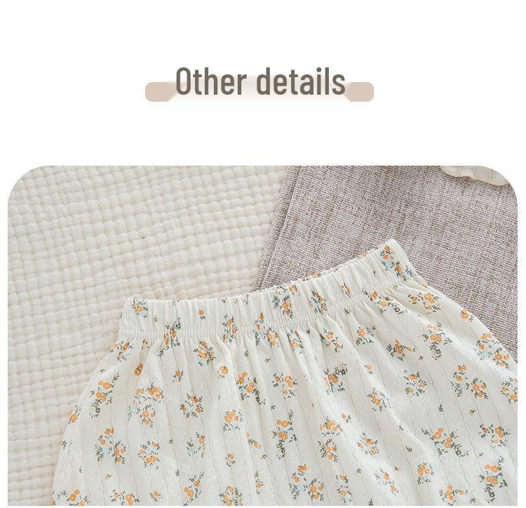 Летний хлопковый комплект из двух предметов для девочек с цветочным принтом: Дышащая, Ультратонкая футболка с коротким рукавом и увеличенной областью для подгузника для младенцев