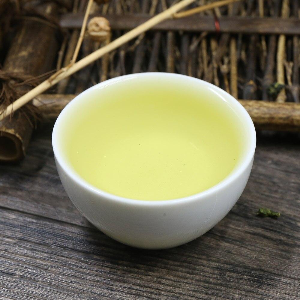 Чай весенний китайский Улун TieGuanYin Tie Guan Yin в вакуумной упаковке 125г