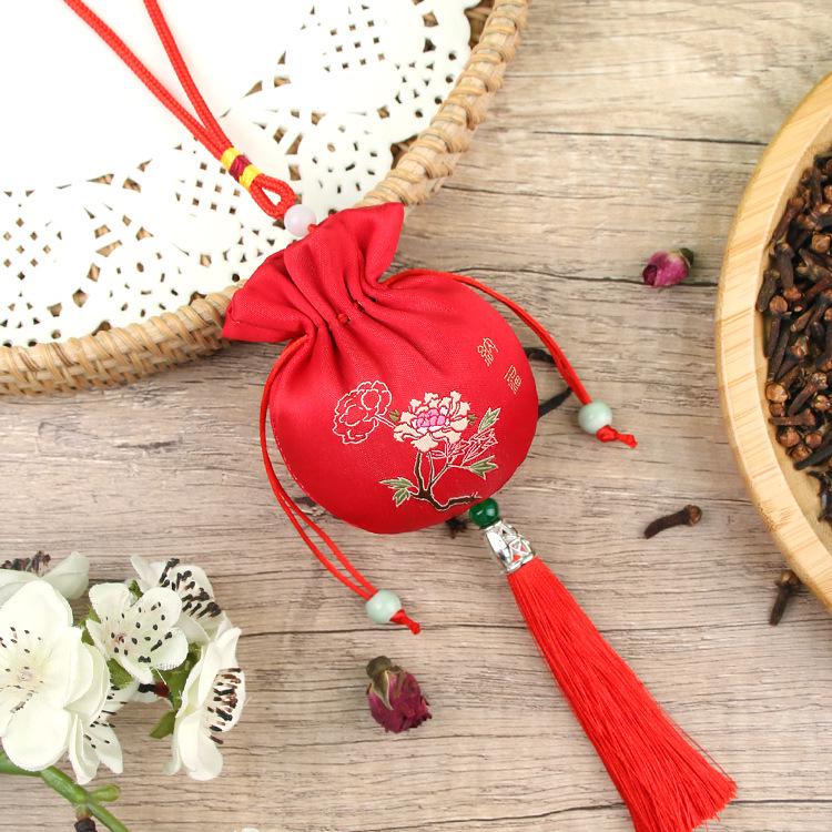 Embroidered Lavender Sachet: Dragon Boat Festival Car Pendant, Mosquito Repellent for Babies and Kids