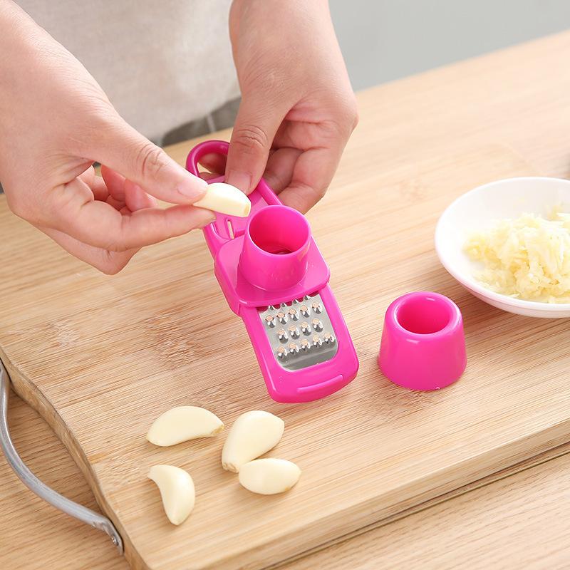1 Pcs Mini Garlic Grinder Creative Garlic Press Kitchen Garlic Mash Manual Garlic Mashing Green Kitchen Gadgets