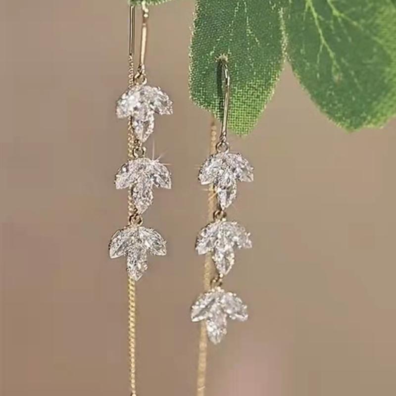 Изысканные серьги золотого цвета с кленовым листом, женские длинные серьги с кисточками, темпераментные серьги на день рождения, подарки