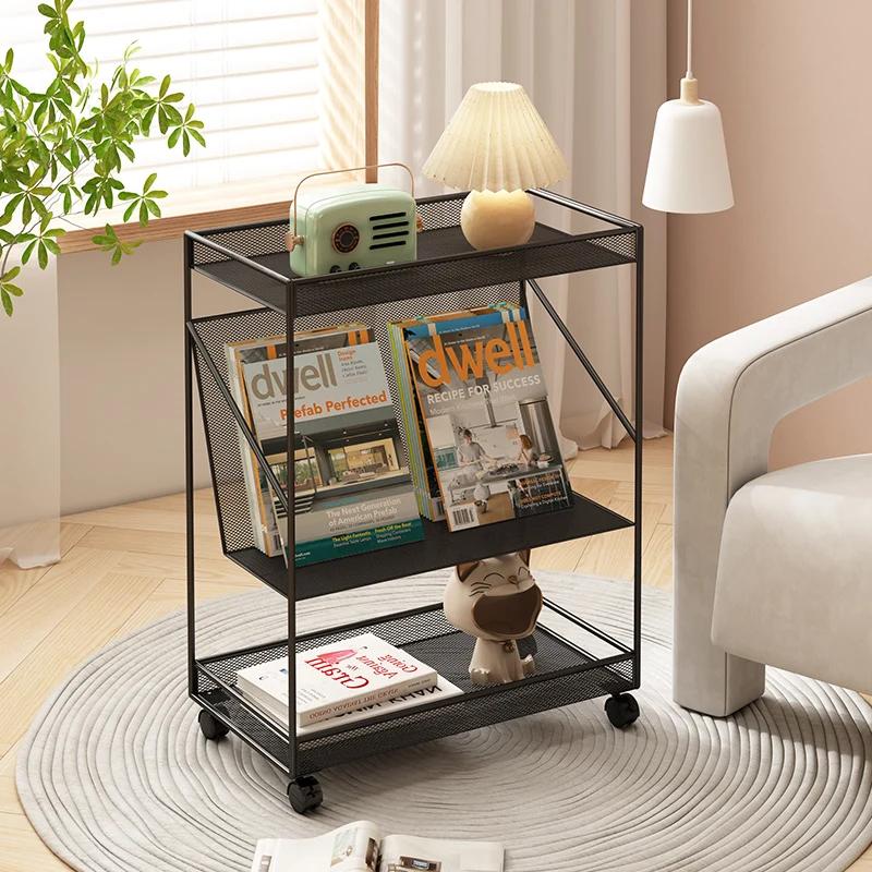НОВЫЙ 2025 Простой современный журнальный столик Многофункциональный приставной столик с мобильным прикроватным столиком Дизайн Железный Арт Выпечка Краска Отделка