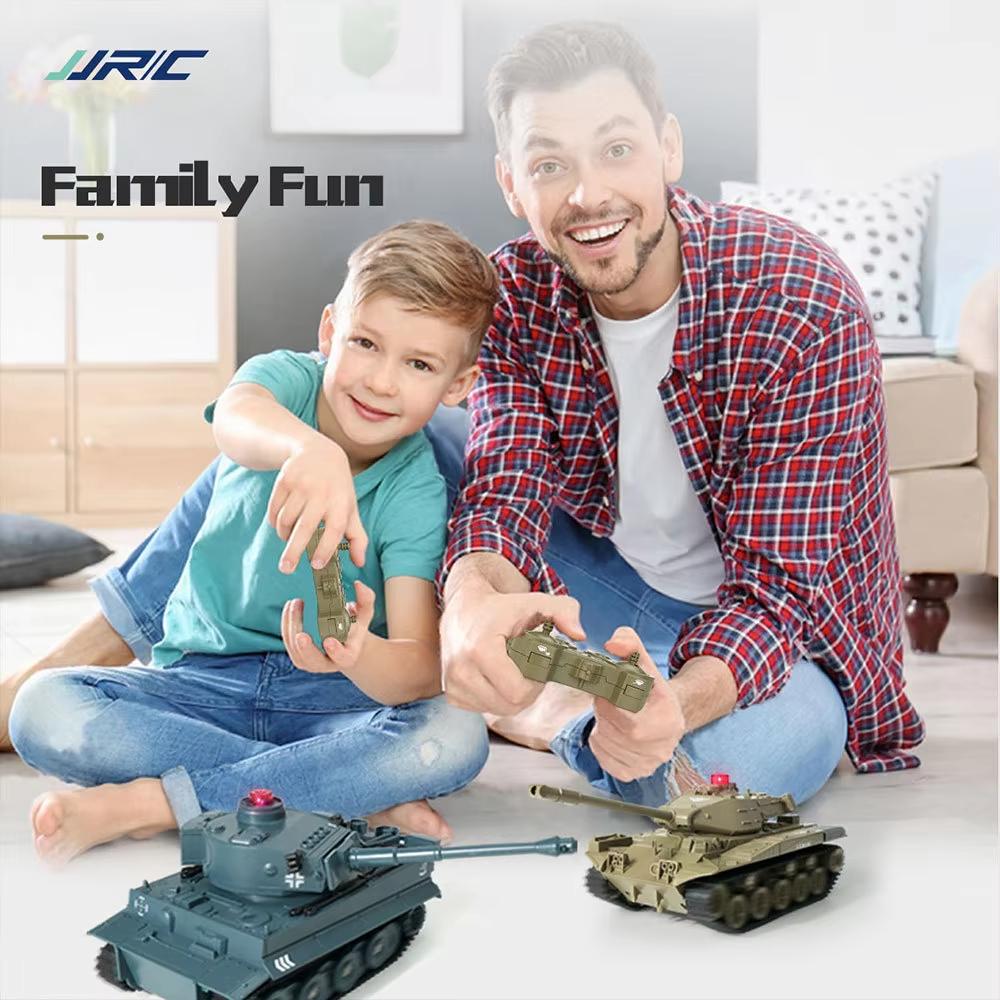 2024 New RC Tank Model Toy 2.4G Remote Control Programmable Tracked Tank Sound Effect Military Tank 1/30 Remote Control Car Toy Suitable for Boys Gift