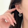 Yinruitai s925 Стерлинговое Серебро Черно-Белая Клетчатая Эмаль Двойные Подвески Каффы для Ушей для Женщин - Легкая Роскошь Нишевый Дизайн