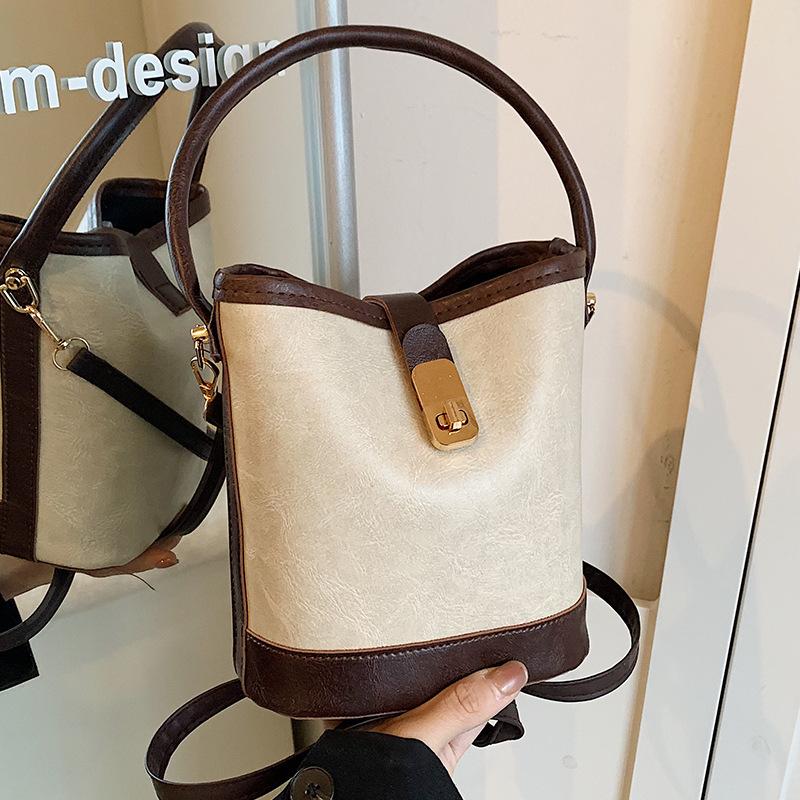 Популярные сумки для женщин осенью Новая сумка через плечо для женщин с высококачественной универсальной сумкой-ведром для женщин