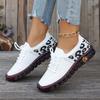 Plus-size Flat Stitching Sneakers Women 2024 New Flying Mesh Surface Breathable Lightweight Sneakers