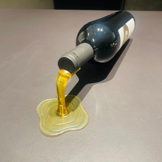 Винная стойка Привлекательный дизайн Держатель для бутылки пролитого вина Креативная стойка для вина для домашней кухни