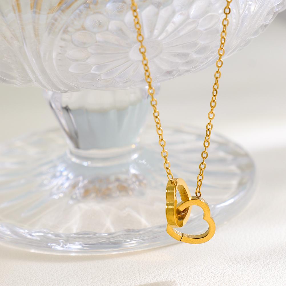 Stainless Steel Gold Plated Interlocking Hearts Necklace Waterproof Anti-Tarnish Double Heart Pendant for Women