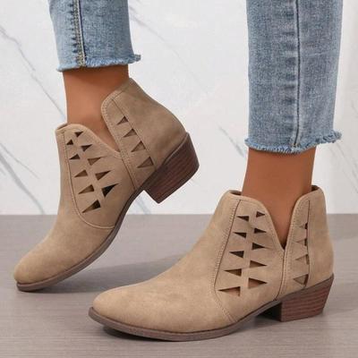 Модные зимние ботинки для женщин, новые зимние теплые меховые ботинки в готическом стиле, панк, повседневные, белые, на платформе, женские, весна-лето, на среднем каблуке