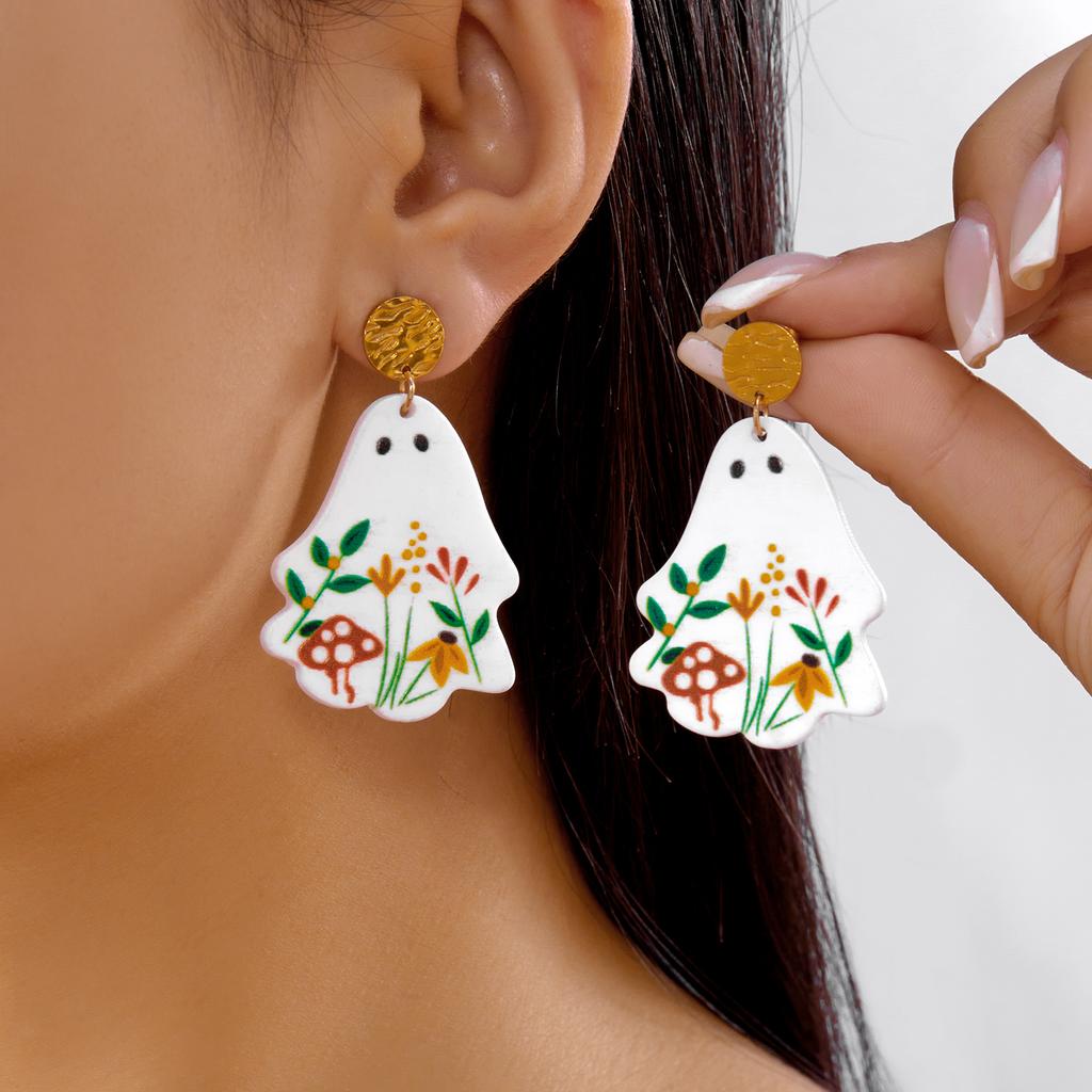 Punk Halloween Ghost Earrings for Women Acrylic Cartoon Flower Drop Dangle Earring Cute White Ghost Holiday Jewelry Gifts