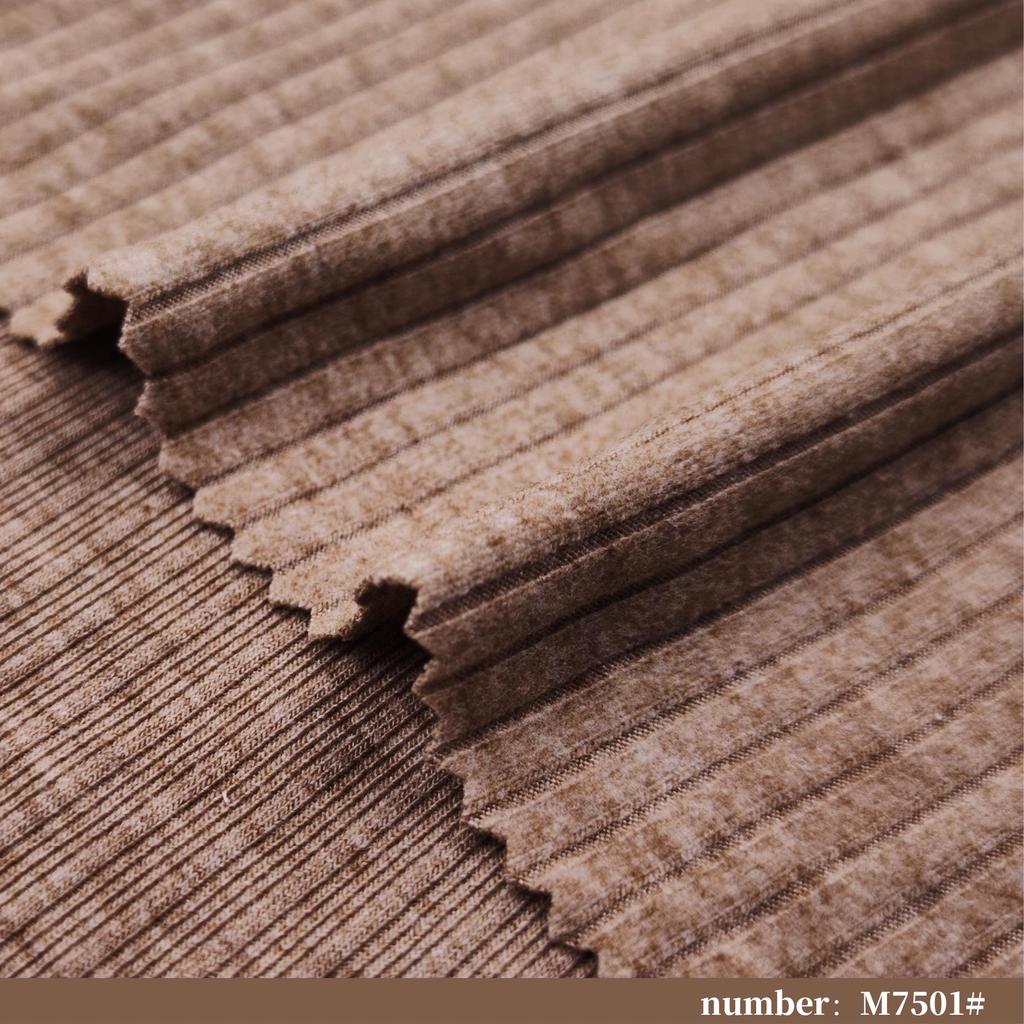 Свитшот и брюки из трикотажной ткани в рубчик, имитирующей кашемир