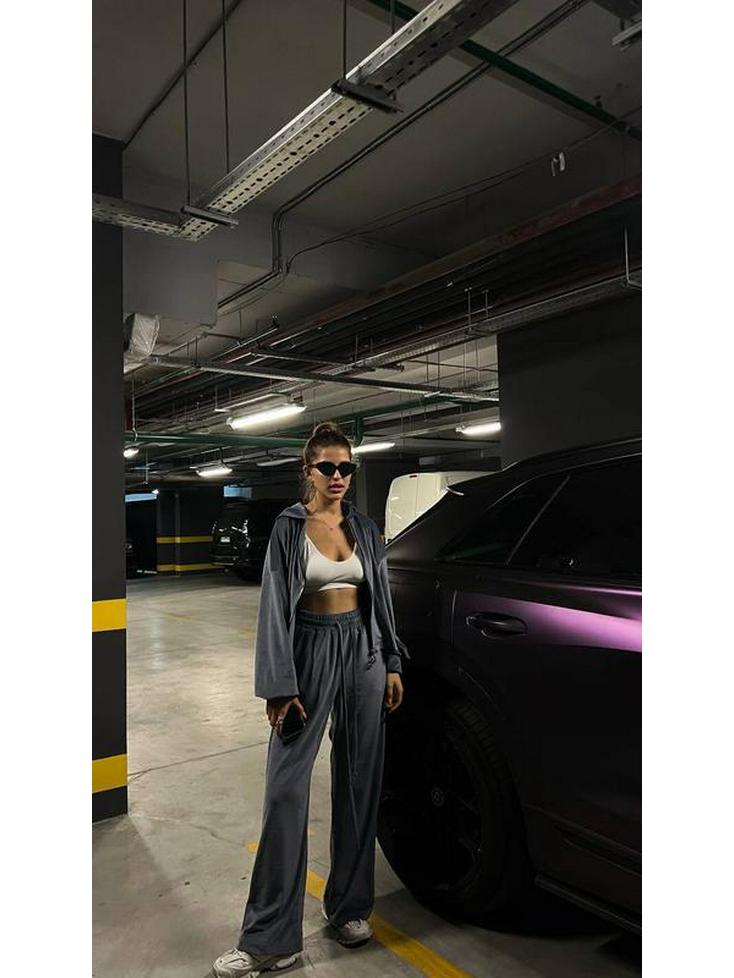 25-я годовщина Ранняя осень Мода Золотой бархат Молния Кулиска Повседневный комплект для женщин